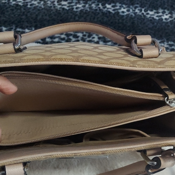 Nine West Gold and Tan Satchel - Picture 11 of 16